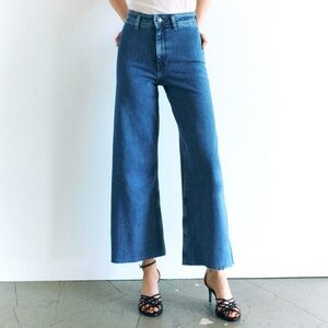 ZARA WOMENS MARINE JEANS